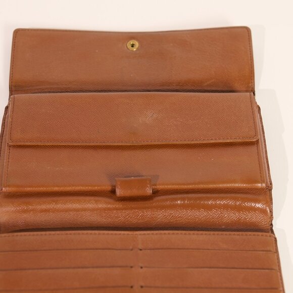 Louis Vuitton Monogram International Wallet - Picture 3 of 11
